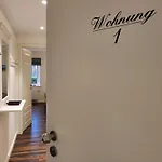 아파트 1 Im Reetdachhaus Muehlenhof