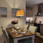 1 Im Reetdachhaus Muehlenhof *