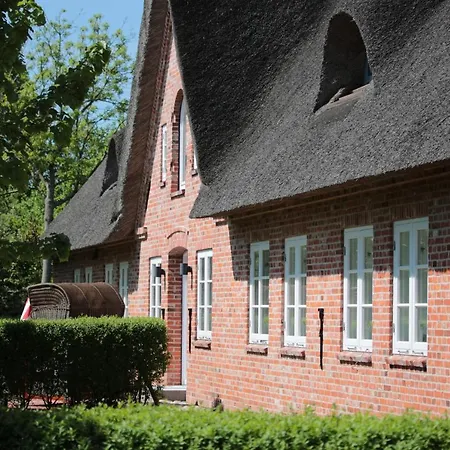 1 Im Reetdachhaus Muehlenhof Апартаменты Bohl