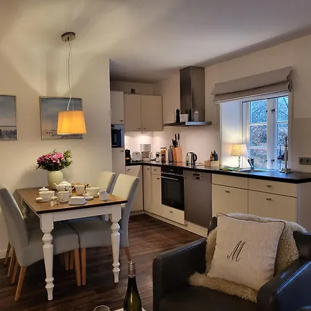 Апартаменты 1 Im Reetdachhaus Muehlenhof Bohl